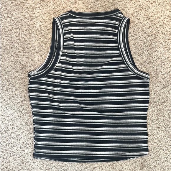 Black and White Striped Tank - Picture 2 of 3